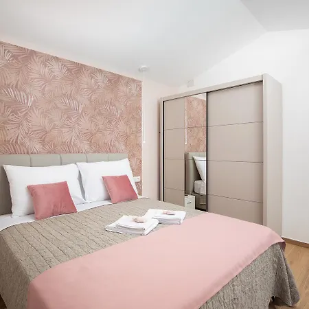 Prázdninový dům House Cvita 2438